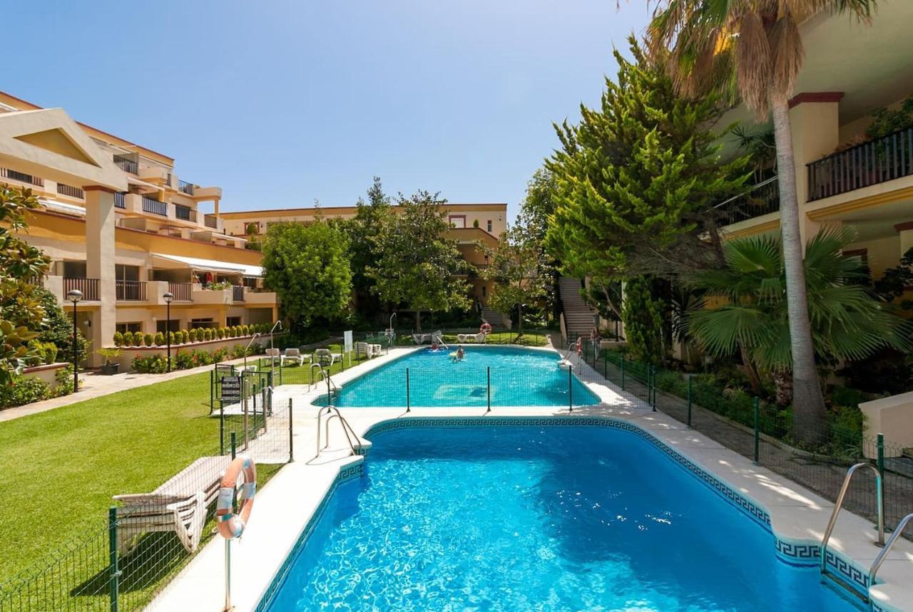 Oleholidays 325 Romana Playa Vistas Al Mar Marbella Exterior photo